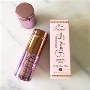 Too Faced Makeup - NIB Too Faced BronzeBuki Brush Too Faced Makeup - NIB Too Faced BronzeBuki Brush